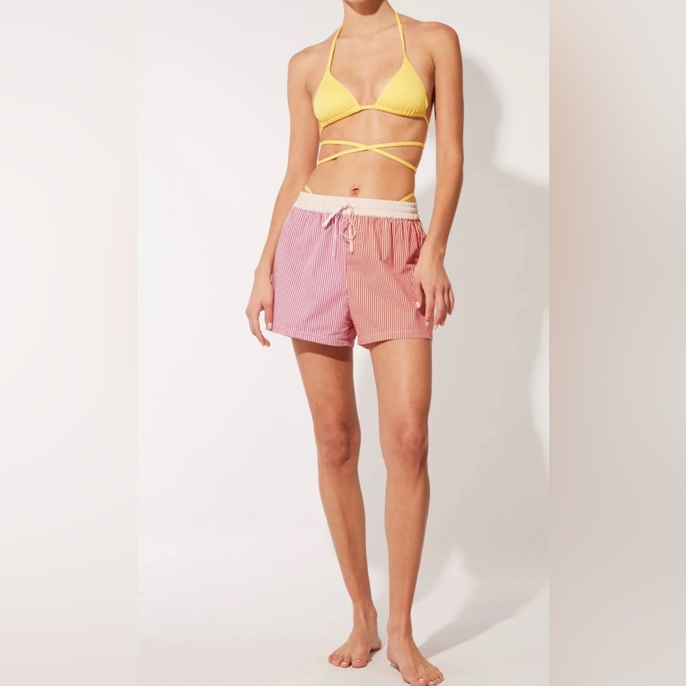 SOLID & STRIPE - BRAND NEW (MED) CHARLIE SHORTS IN APPLE RED/ HIBISCUS/TUTU PINK